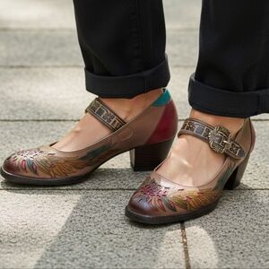 Socofy 39 leather heels. Boho artsy unique comfy shoes!! SIZE 8.5 US